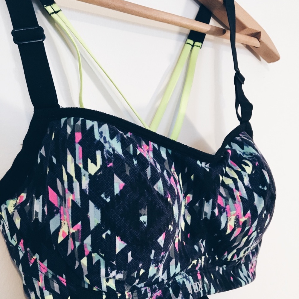 Victoria Secret Sports Bra